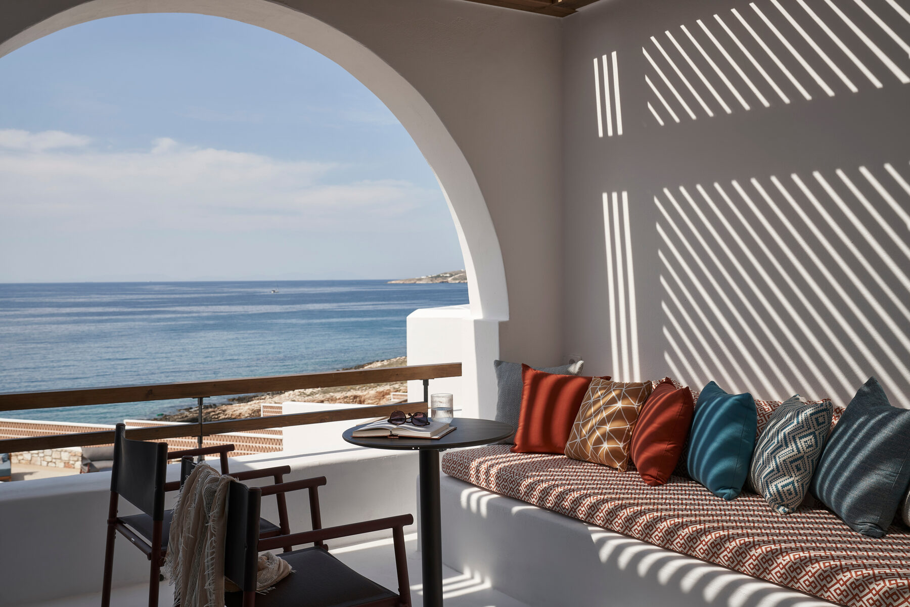 Andronis Minois — Paros