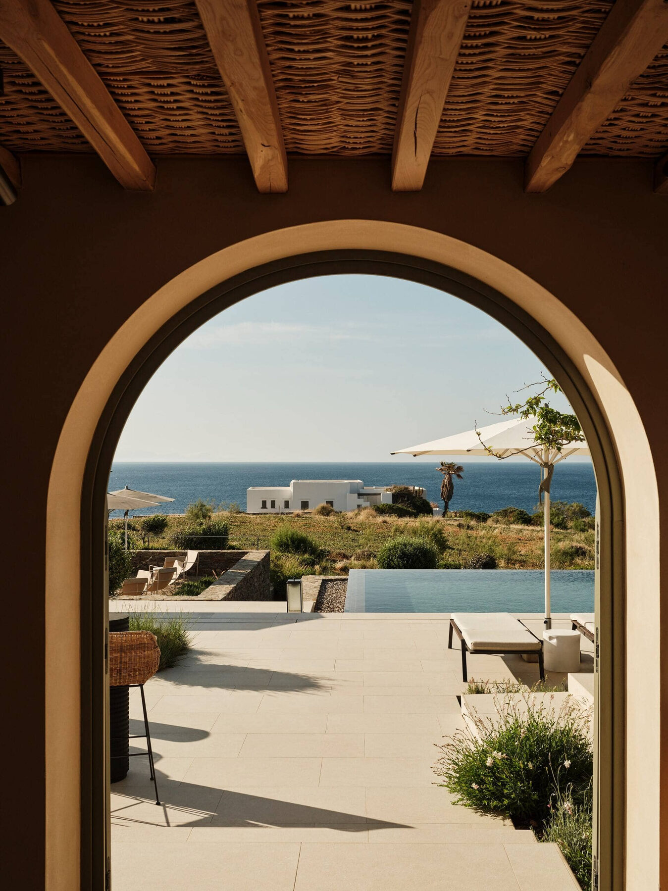 NOS — Sifnos